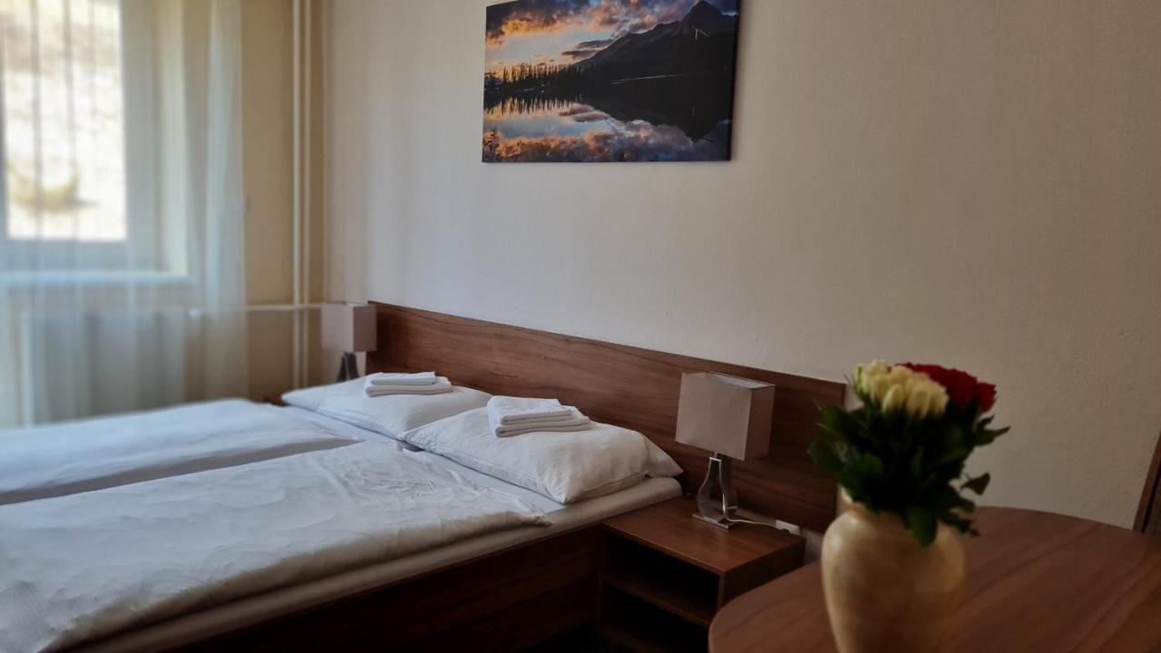 Hotel Sipox Strba Ngoại thất bức ảnh