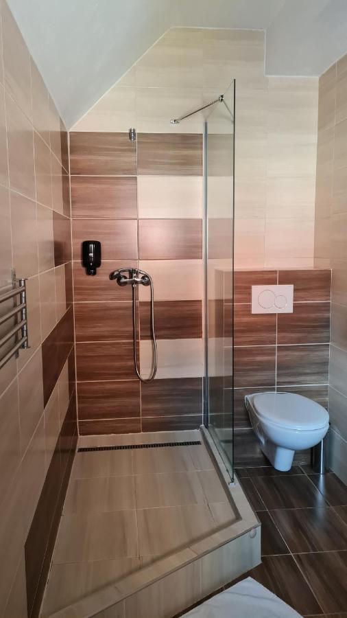 Hotel Sipox Strba Ngoại thất bức ảnh