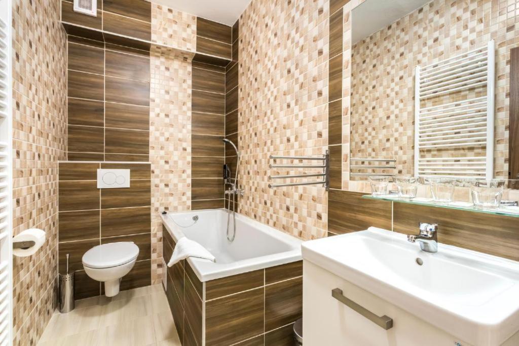 Hotel Sipox Strba Ngoại thất bức ảnh